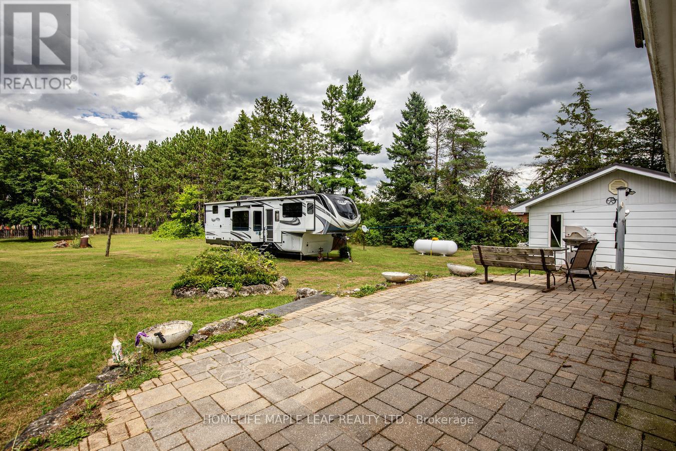 Photo 9 of 6168 County Road 9, Clearview ON