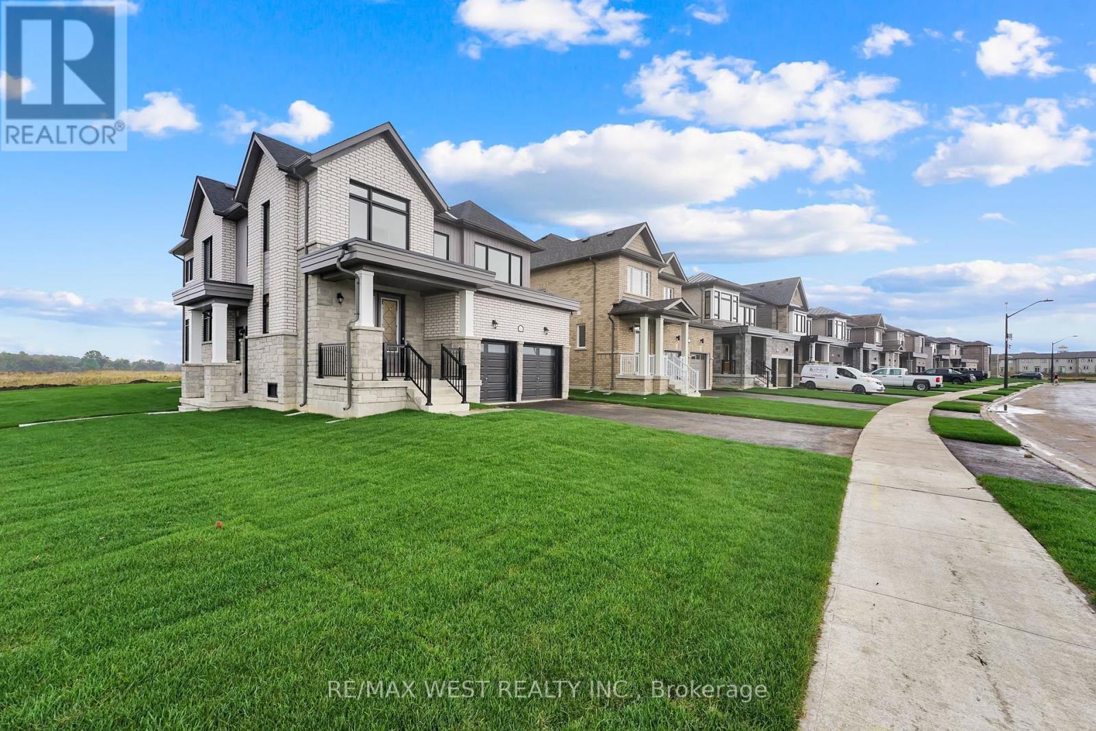 Photo 1 of 160 Union Street, Wasaga Beach ON