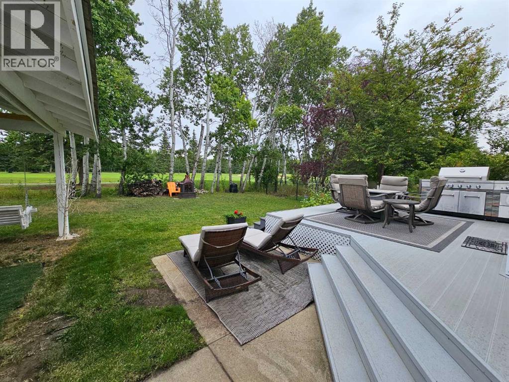 Photo 33 of 9424 Wedgewood Drive N, Wedgewood AB