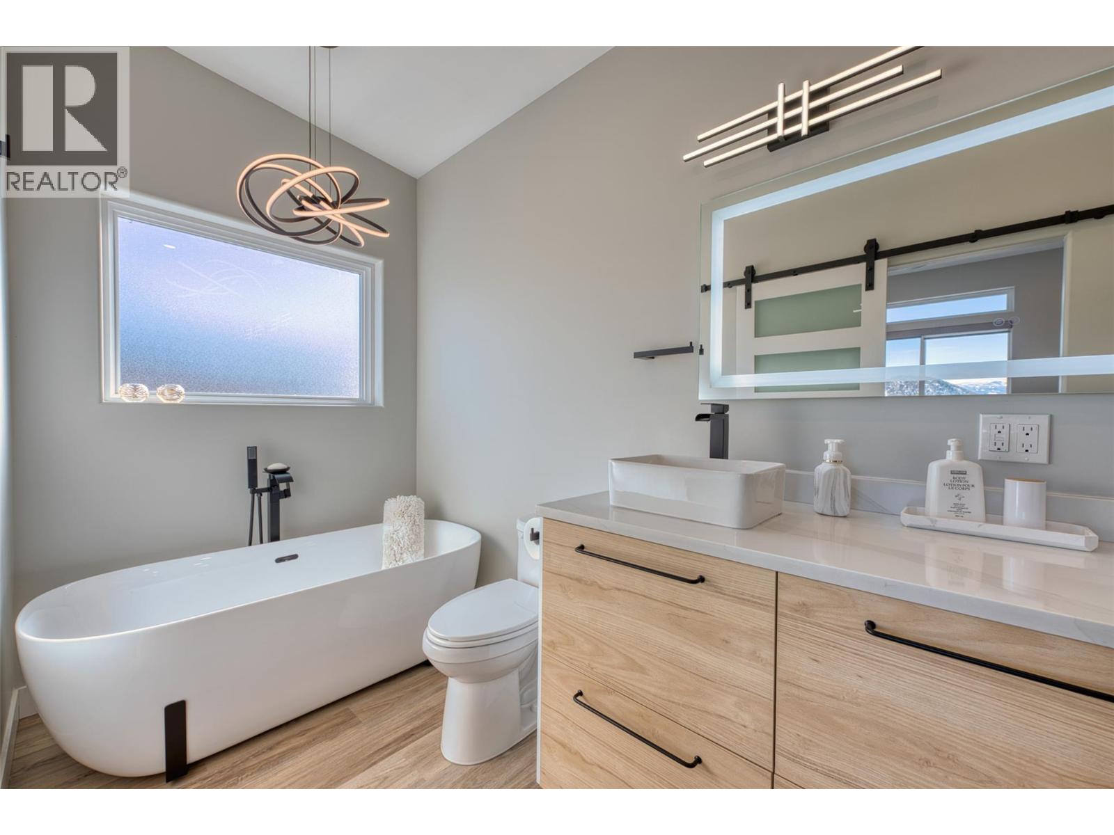2607 St Andrews Street, Blind Bay