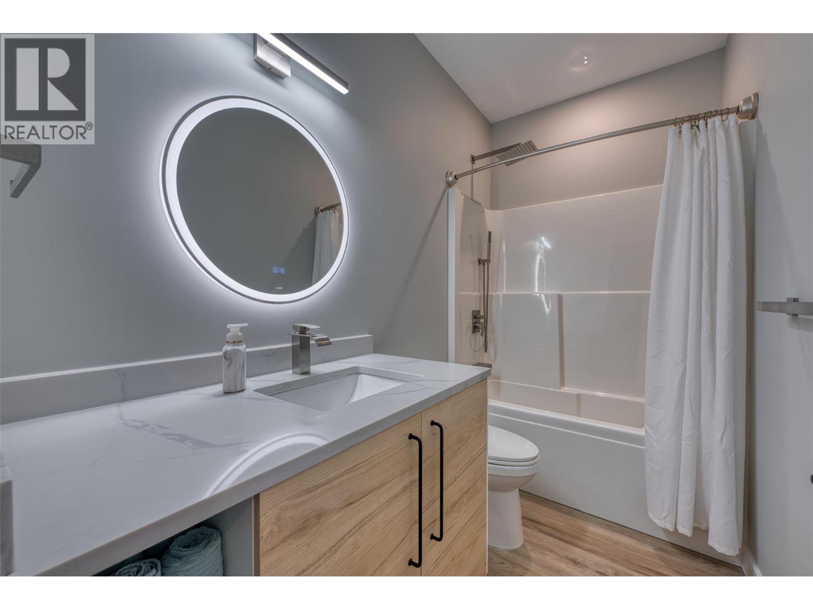 2607 St Andrews Street, Blind Bay