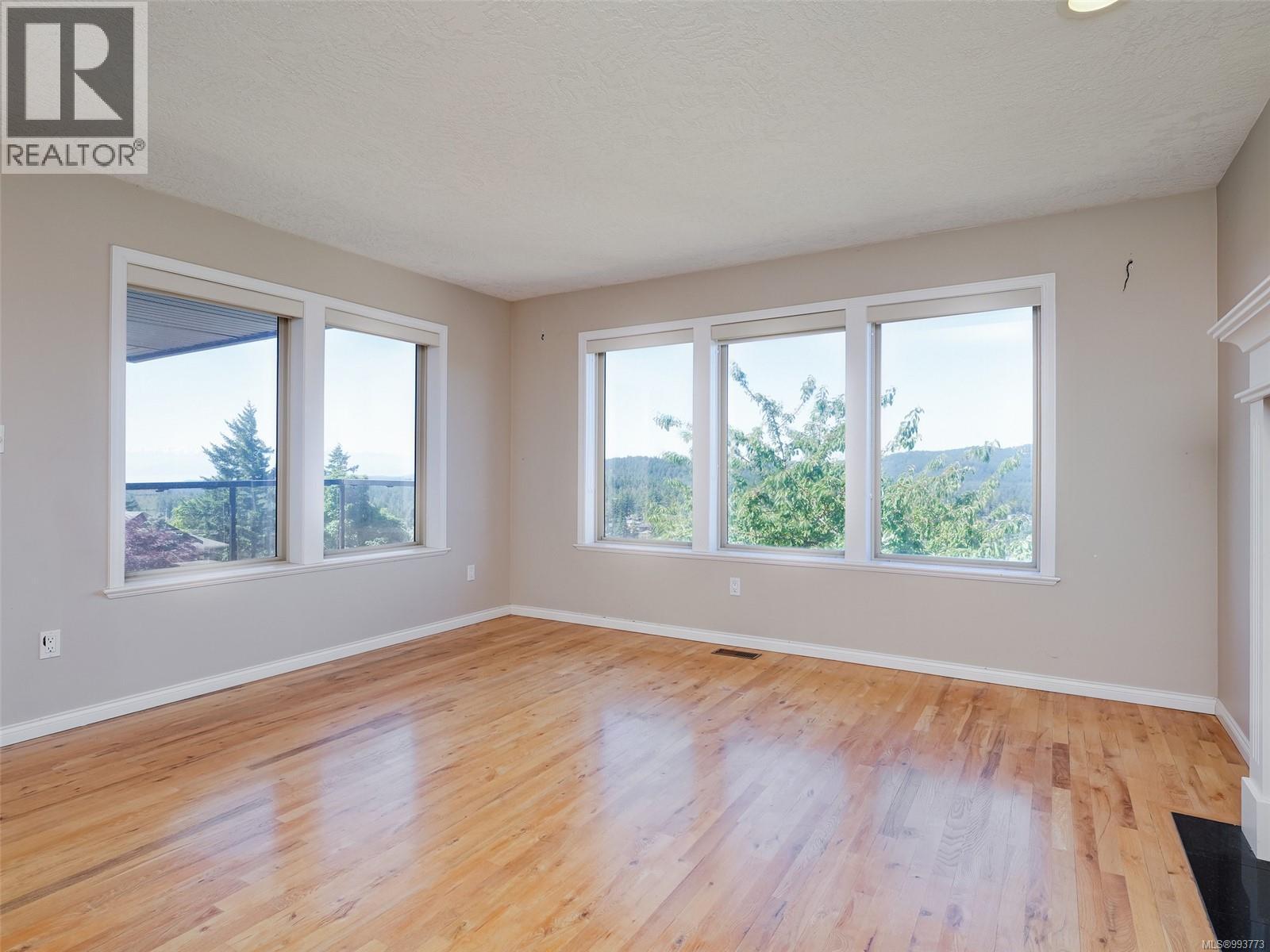 Photo 8 of 3581 Sun Vista, Langford BC