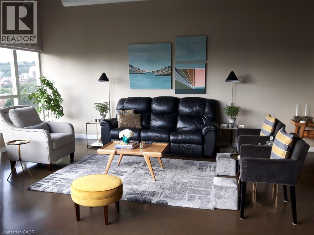 Photo 2 of 66 Bay Street S Unit Ph 4, Hamilton ON