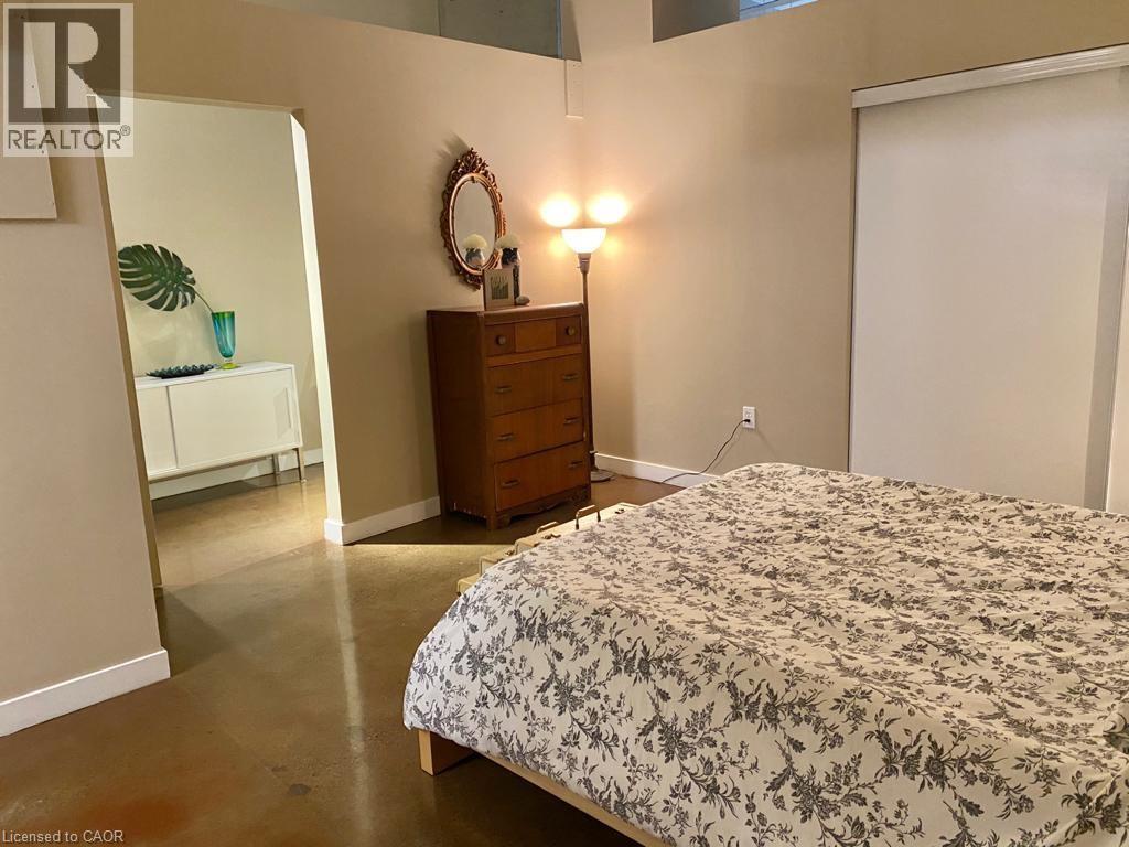 Photo 27 of 66 Bay Street S Unit Ph 4, Hamilton ON