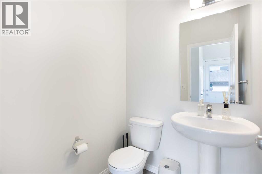 Photo 2 of 34 Walgrove Passage Se, Calgary AB