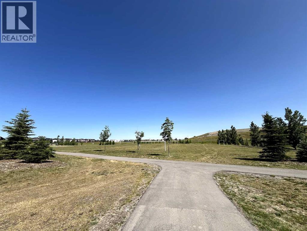 Photo 6 of 34 Walgrove Passage Se, Calgary AB