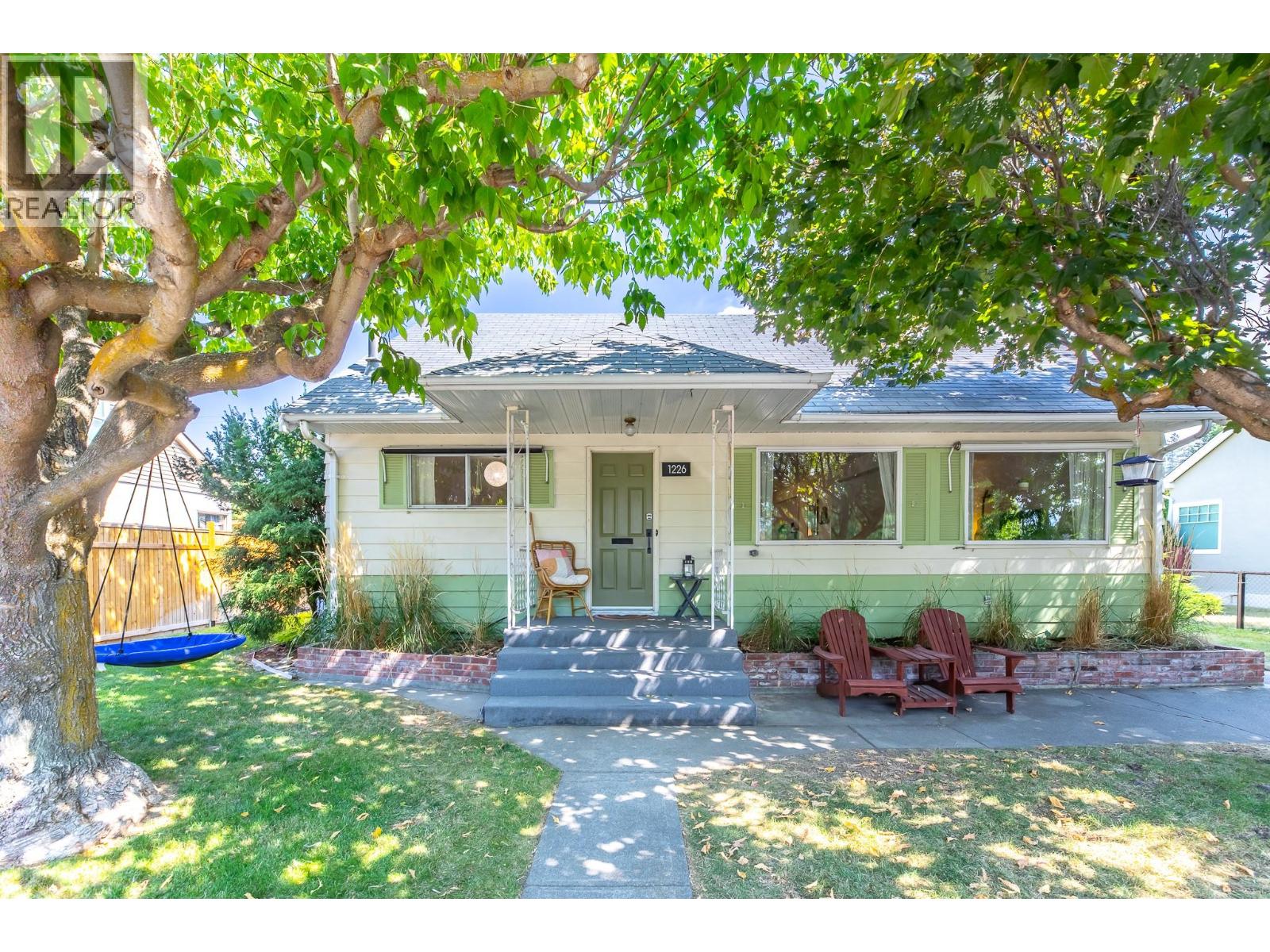 1226 KILWINNING Street, Penticton