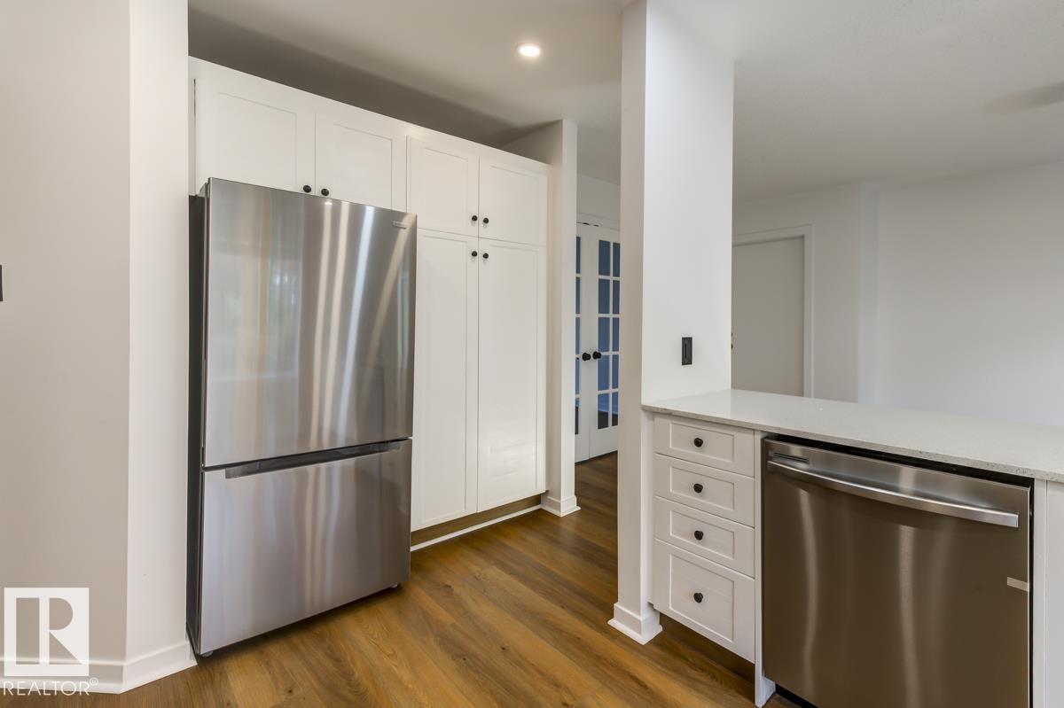 Photo 32 of 7 14820 45 Av Nw, Edmonton AB