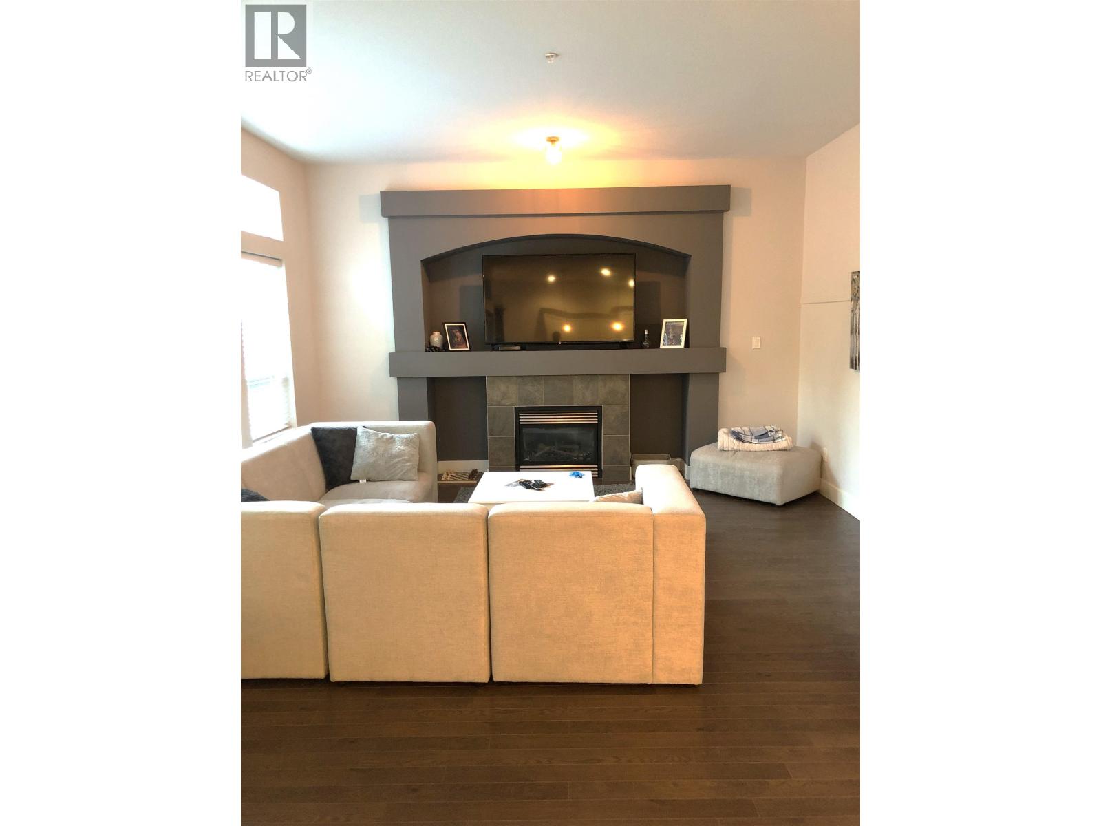 Photo 9 of 11620 Harris Road, Pitt Meadows BC