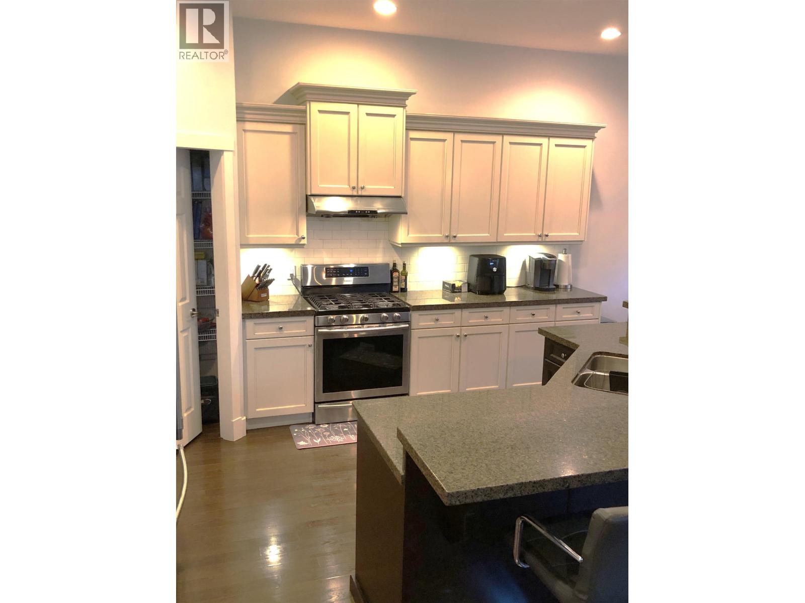 Photo 15 of 11620 Harris Road, Pitt Meadows BC