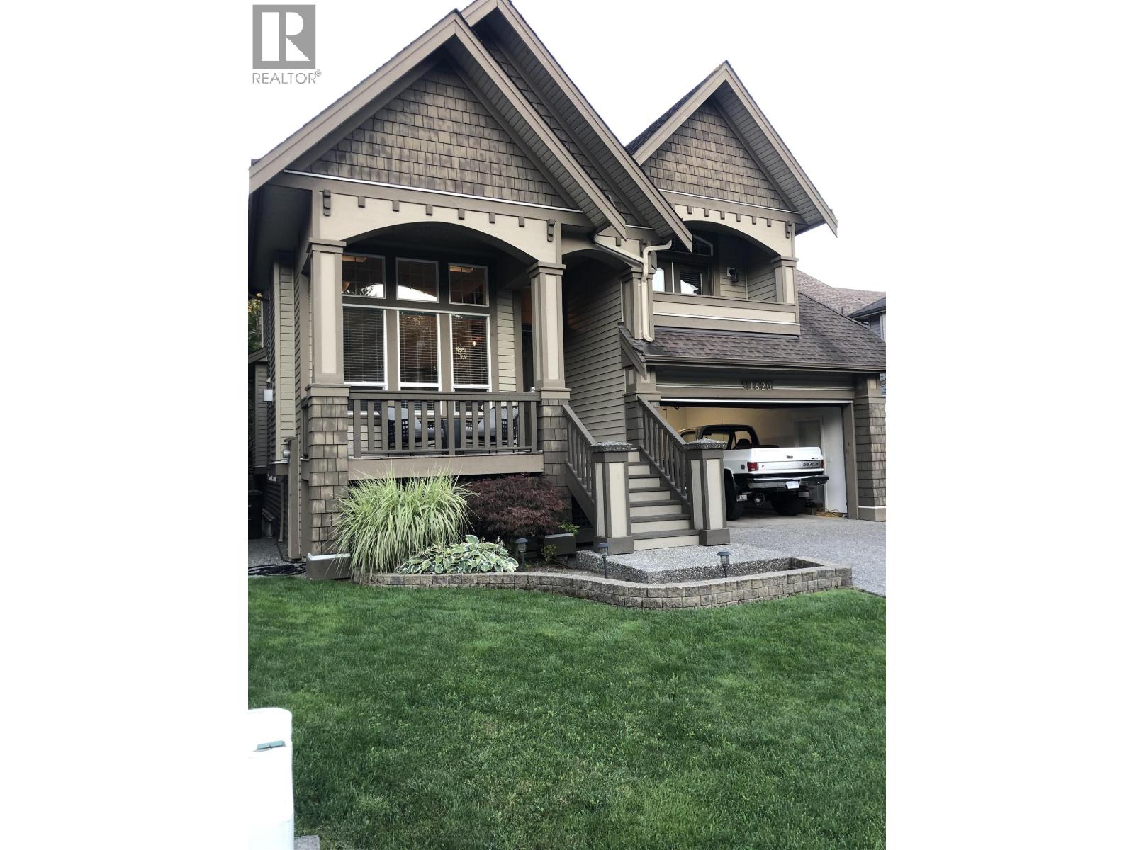 Photo 2 of 11620 Harris Road, Pitt Meadows BC
