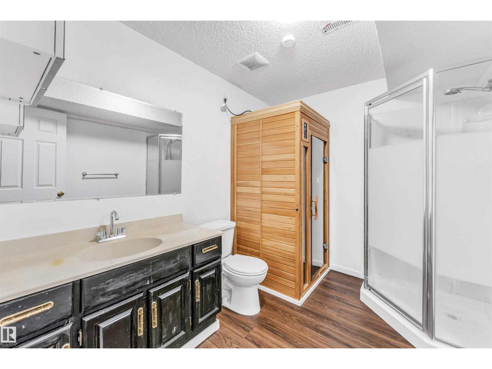 Photo 46 of 144 55 St Sw, Edmonton AB