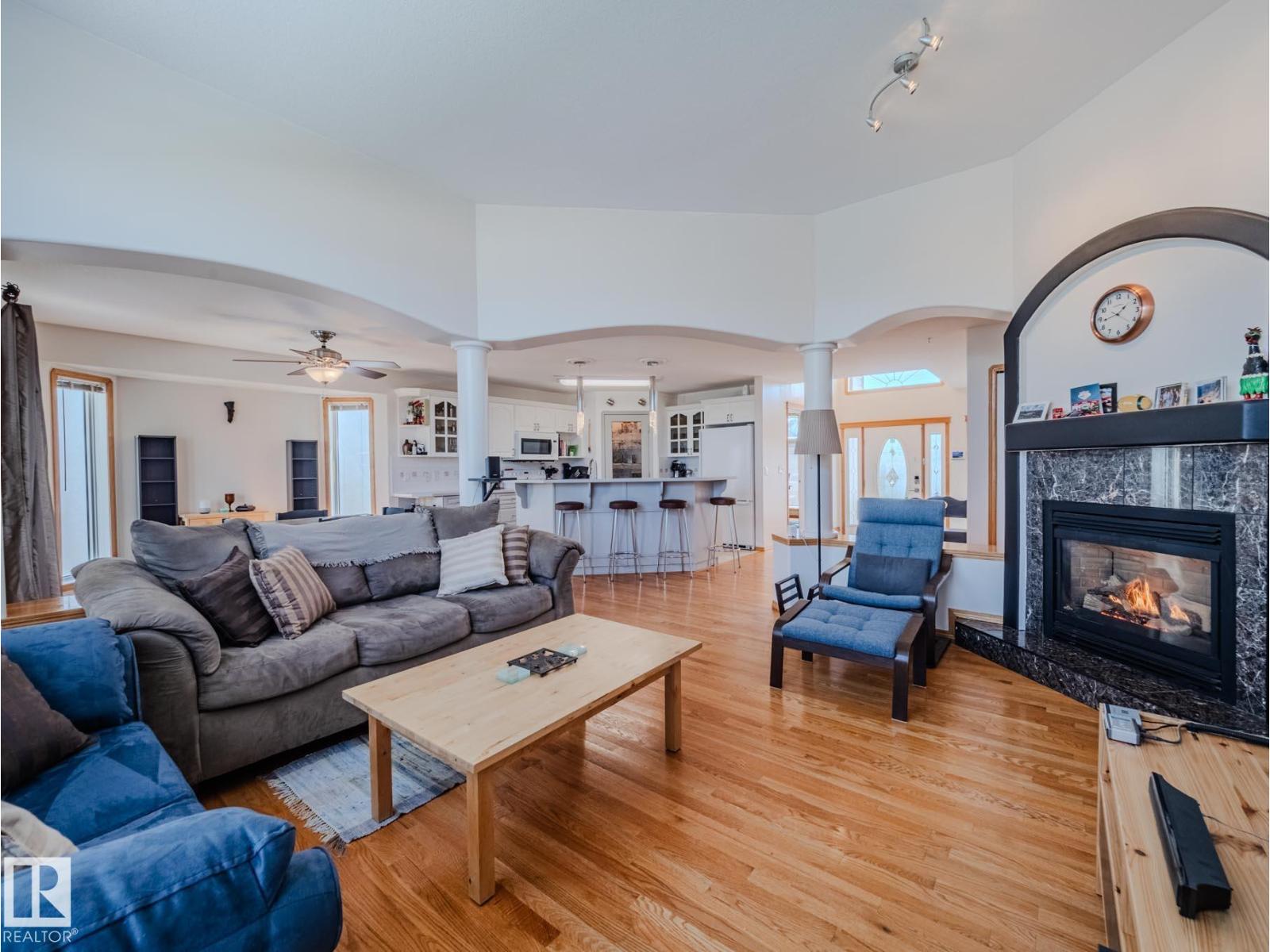 Photo 18 of 7824 165 Av Nw, Edmonton AB