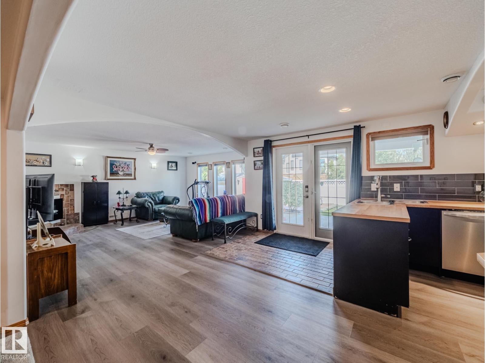 Photo 38 of 7824 165 Av Nw, Edmonton AB