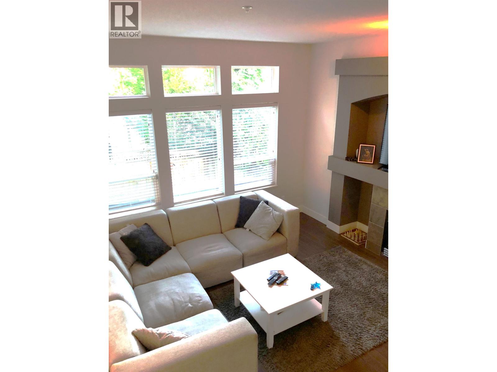 Photo 11 of 11620 Harris Road, Pitt Meadows BC