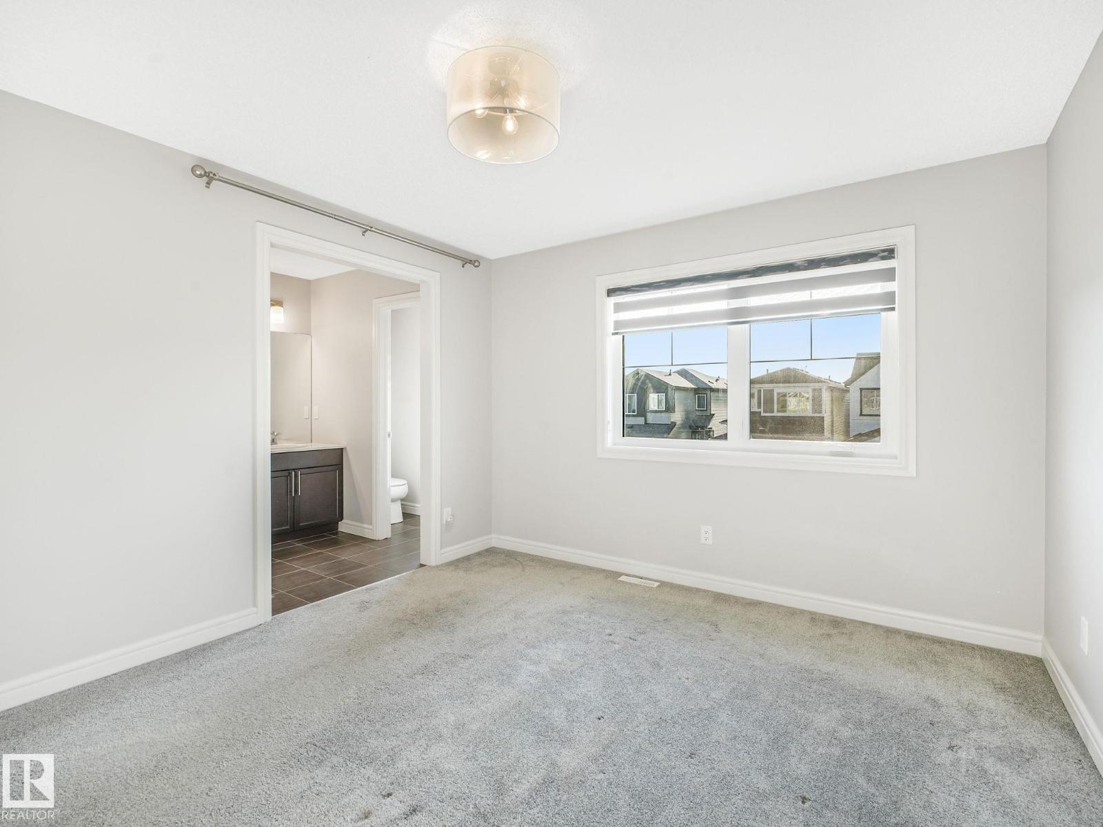 Photo 33 of 9919 223 St Nw, Edmonton AB