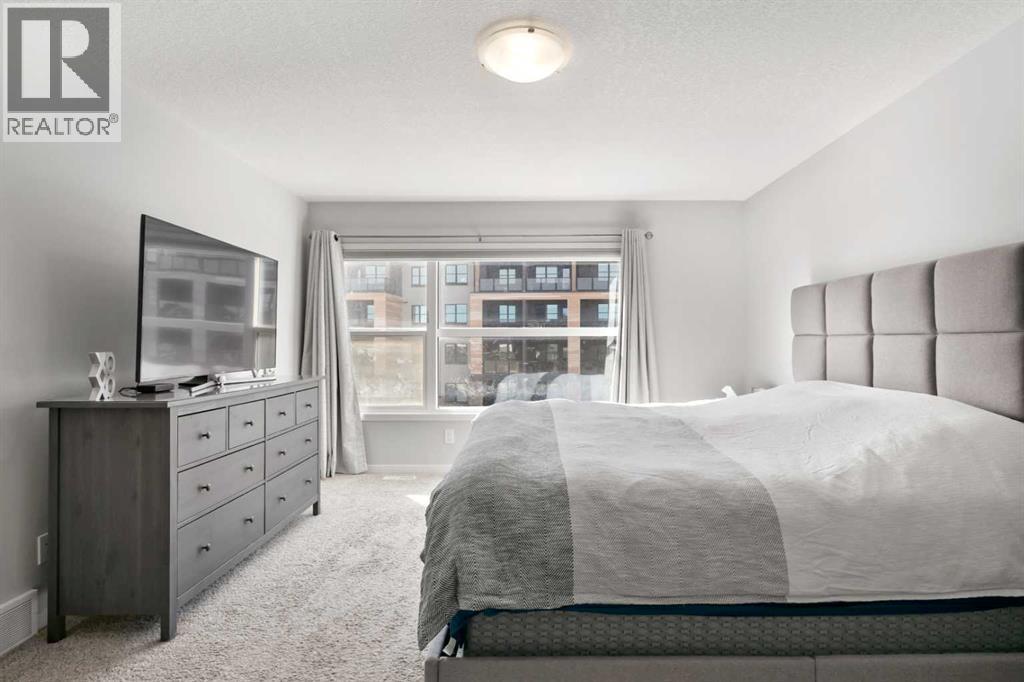 Photo 26 of 132 Wolf Hollow Crescent Se, Calgary AB