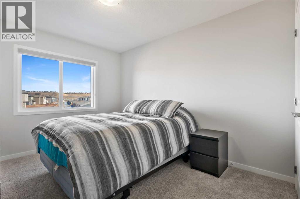 Photo 31 of 132 Wolf Hollow Crescent Se, Calgary AB