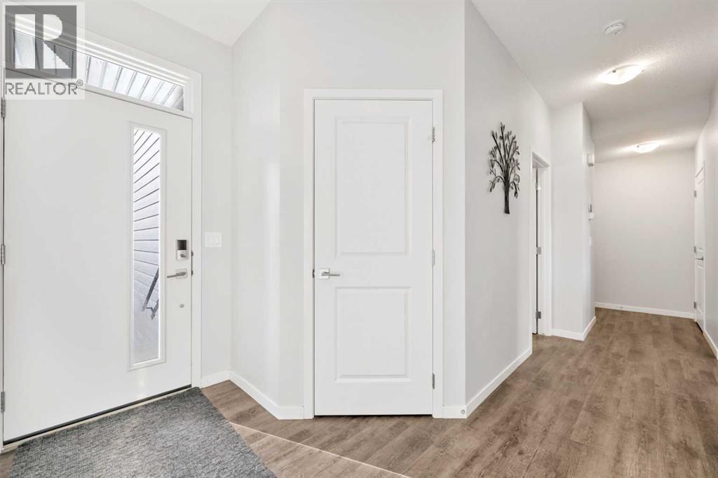 Photo 5 of 132 Wolf Hollow Crescent Se, Calgary AB