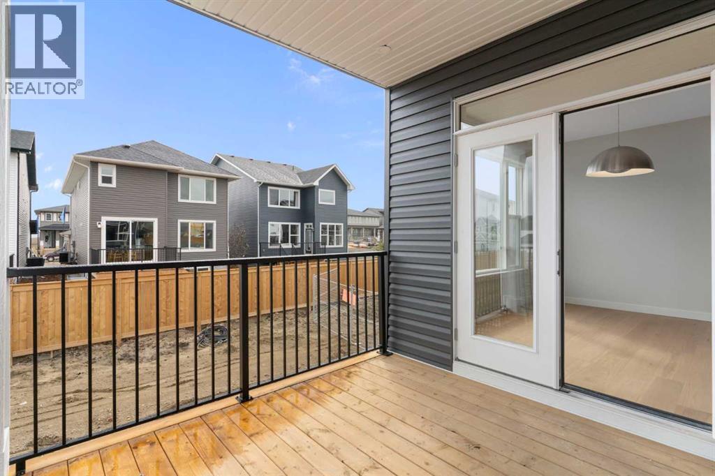 Photo 5 of 17 Southborough Square, Cochrane AB