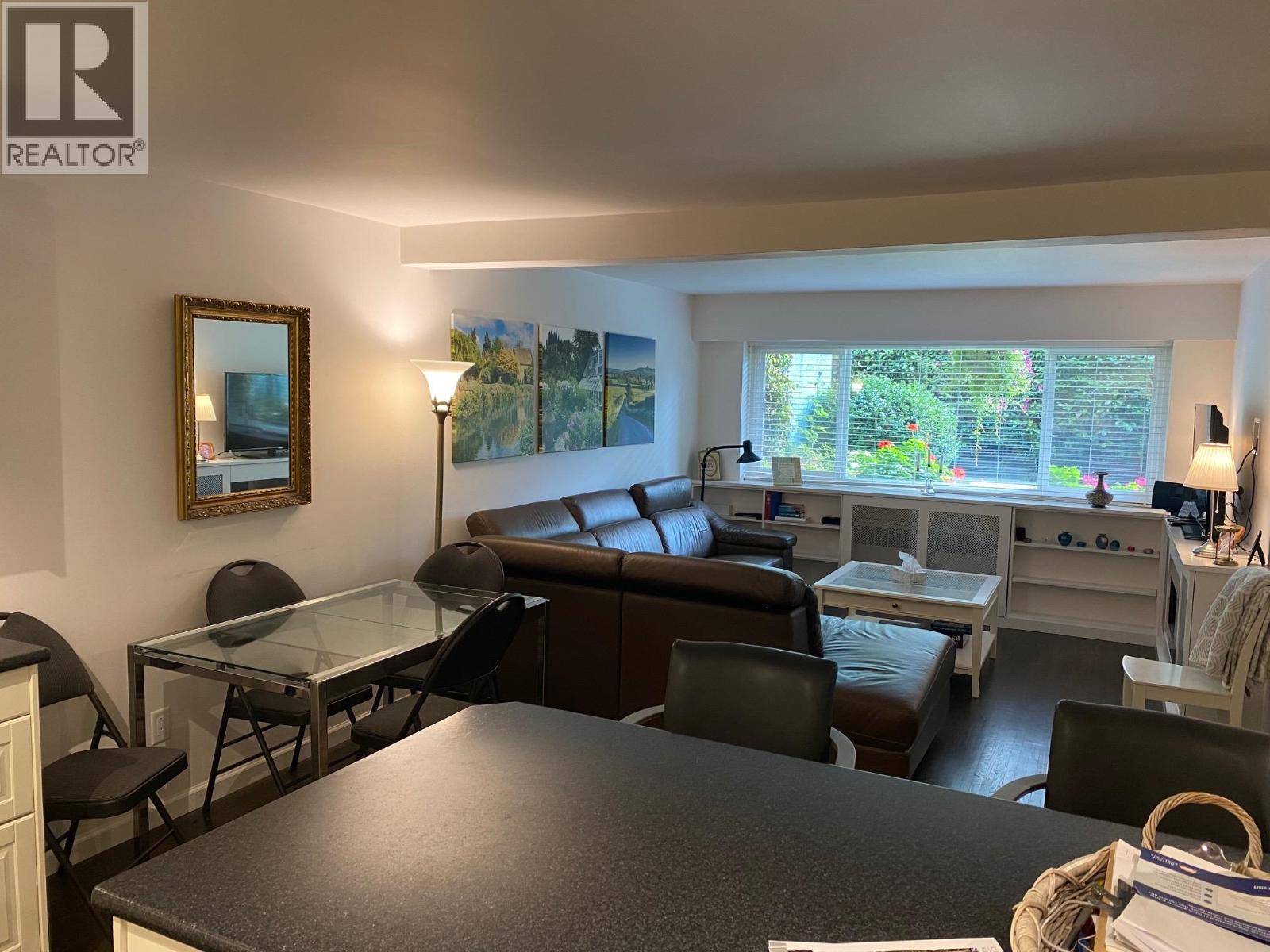 Photo 8 of 3 2146 W 43rd Avenue, Vancouver BC