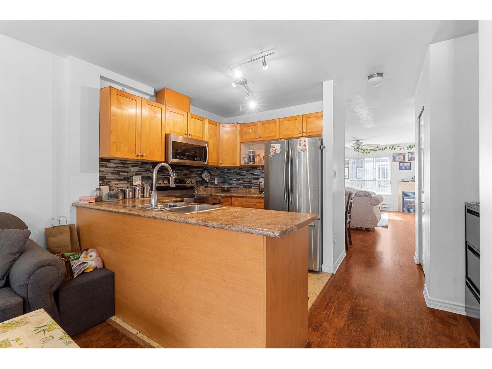 Photo 1 of 18 12730 66 Avenue, Surrey BC