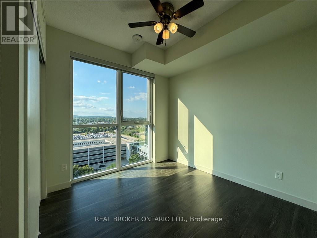 Photo 18 of 1308 2081 Fairview Street, Burlington ON