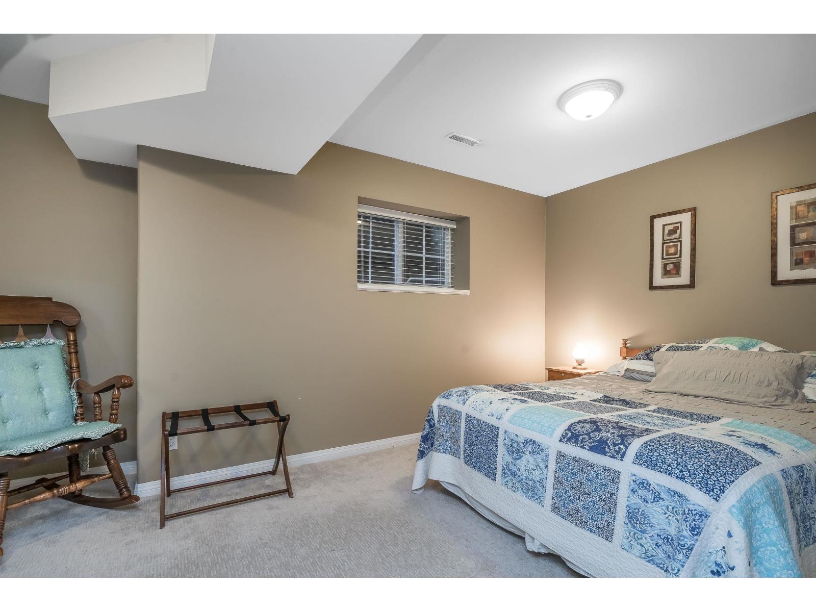 Photo 11 of 59 5811 122 Street, Surrey BC