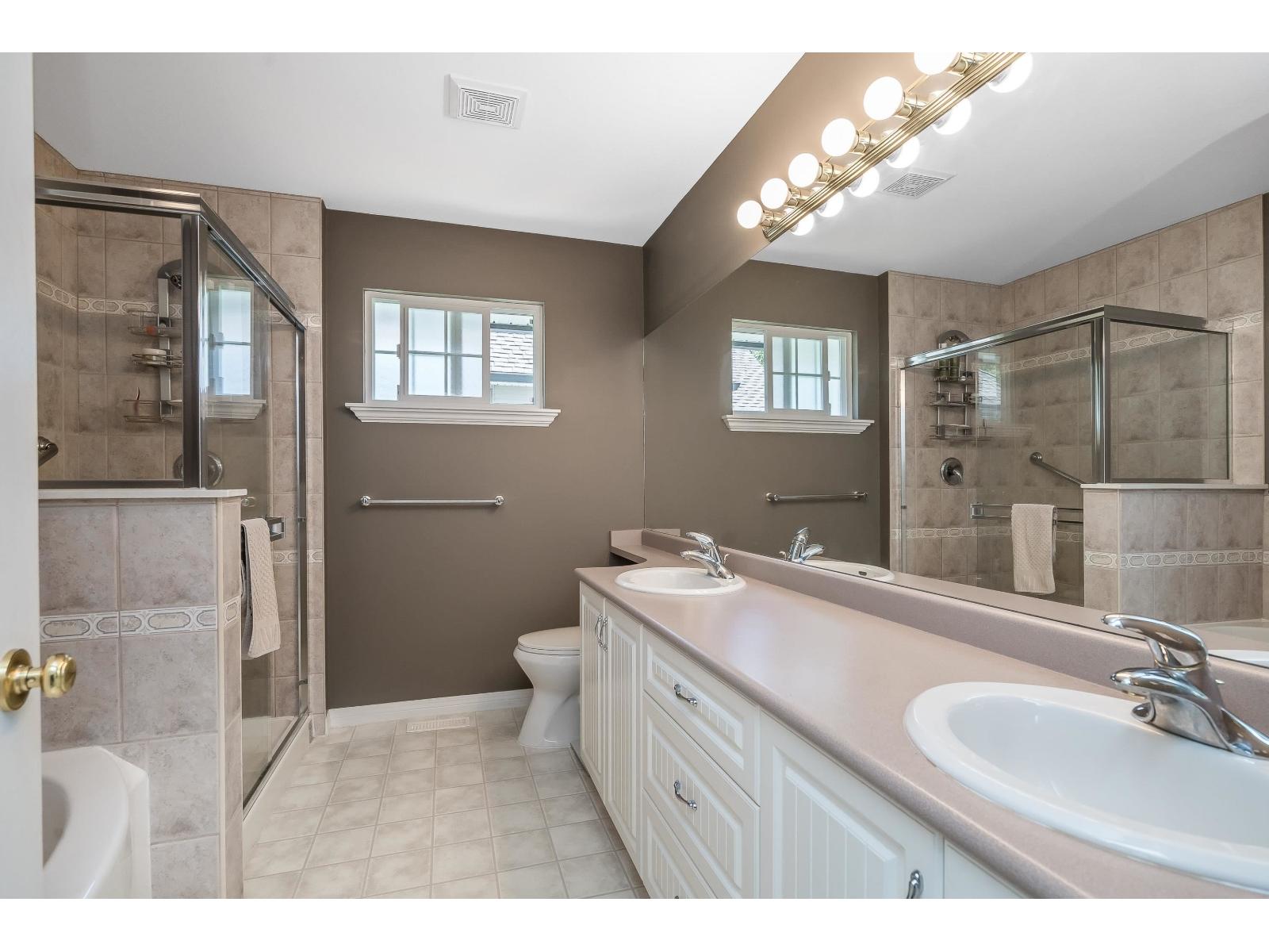 Photo 16 of 59 5811 122 Street, Surrey BC