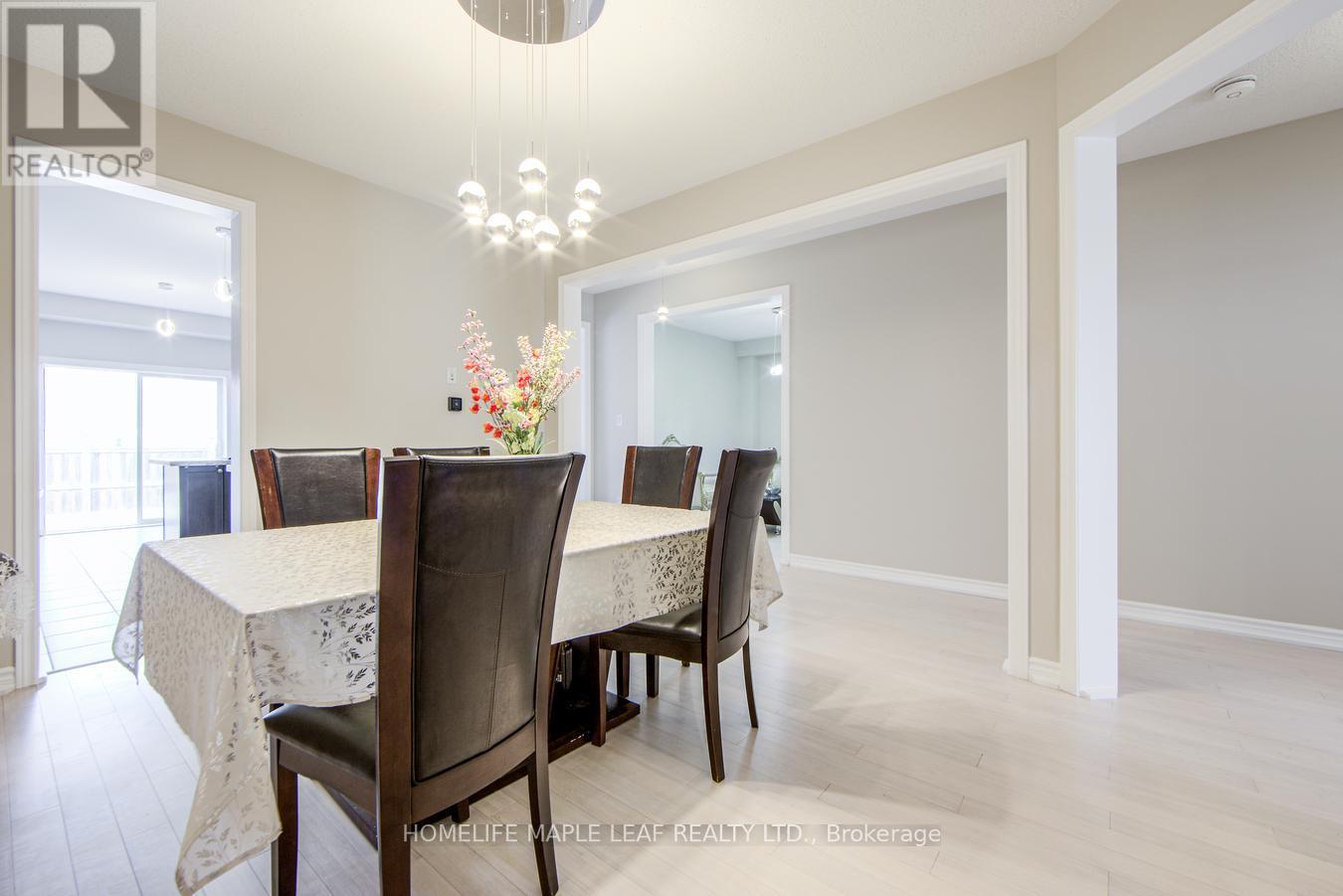 Photo 26 of 535 Wansbrough Way, Shelburne ON