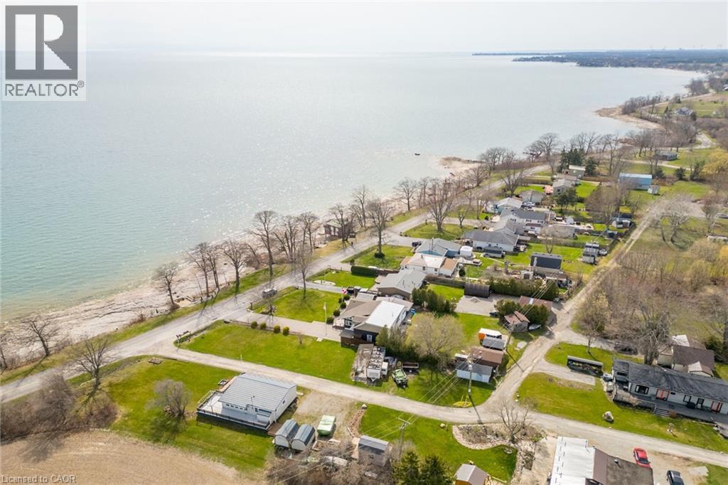 Photo 19 of 307 Lakeshore Road, Selkirk ON
