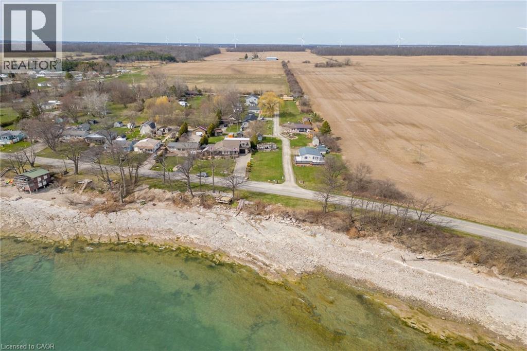 Photo 15 of 307 Lakeshore Road, Selkirk ON