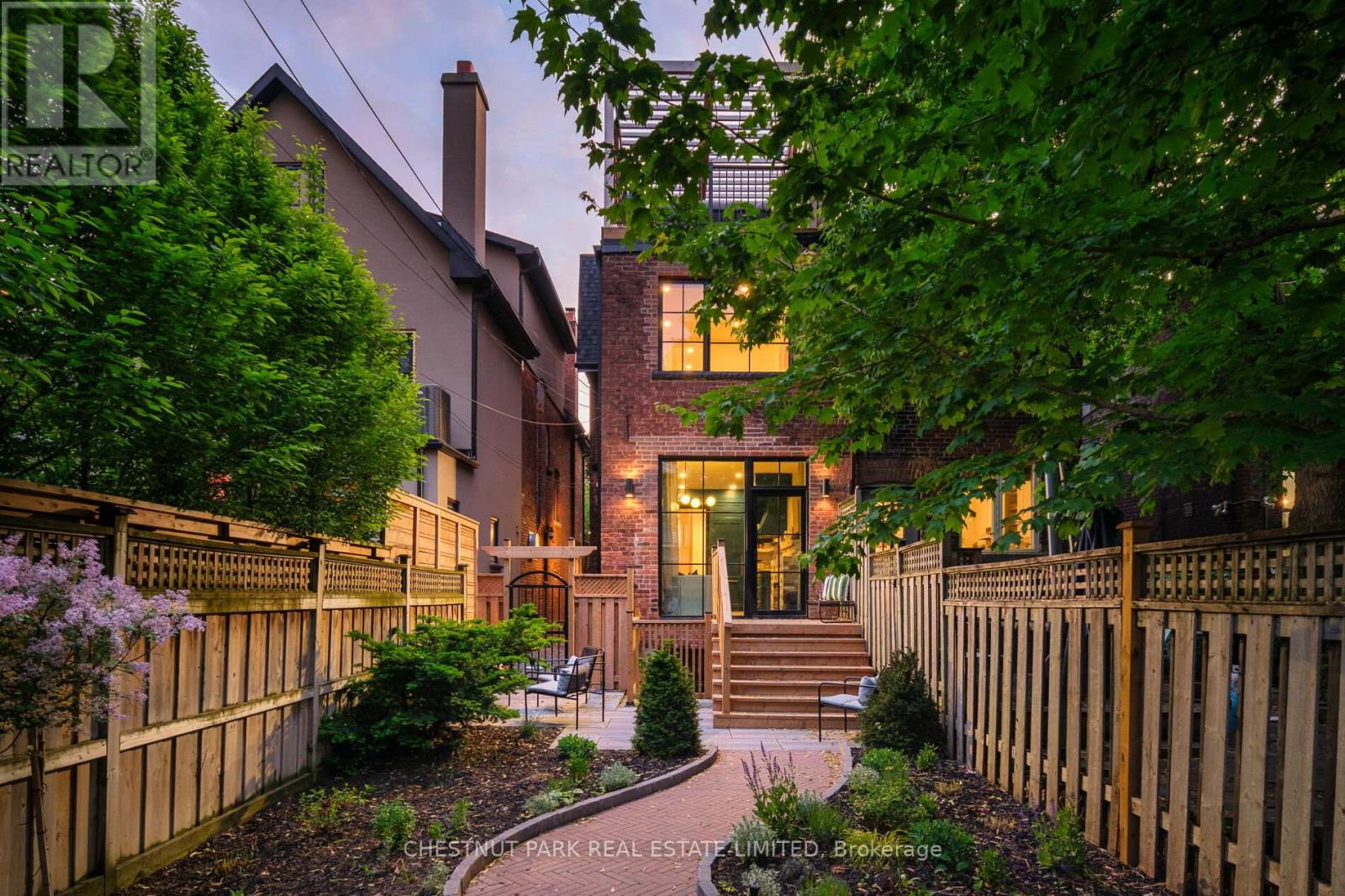 Photo 28 of 497 Brunswick Avenue, Toronto ON