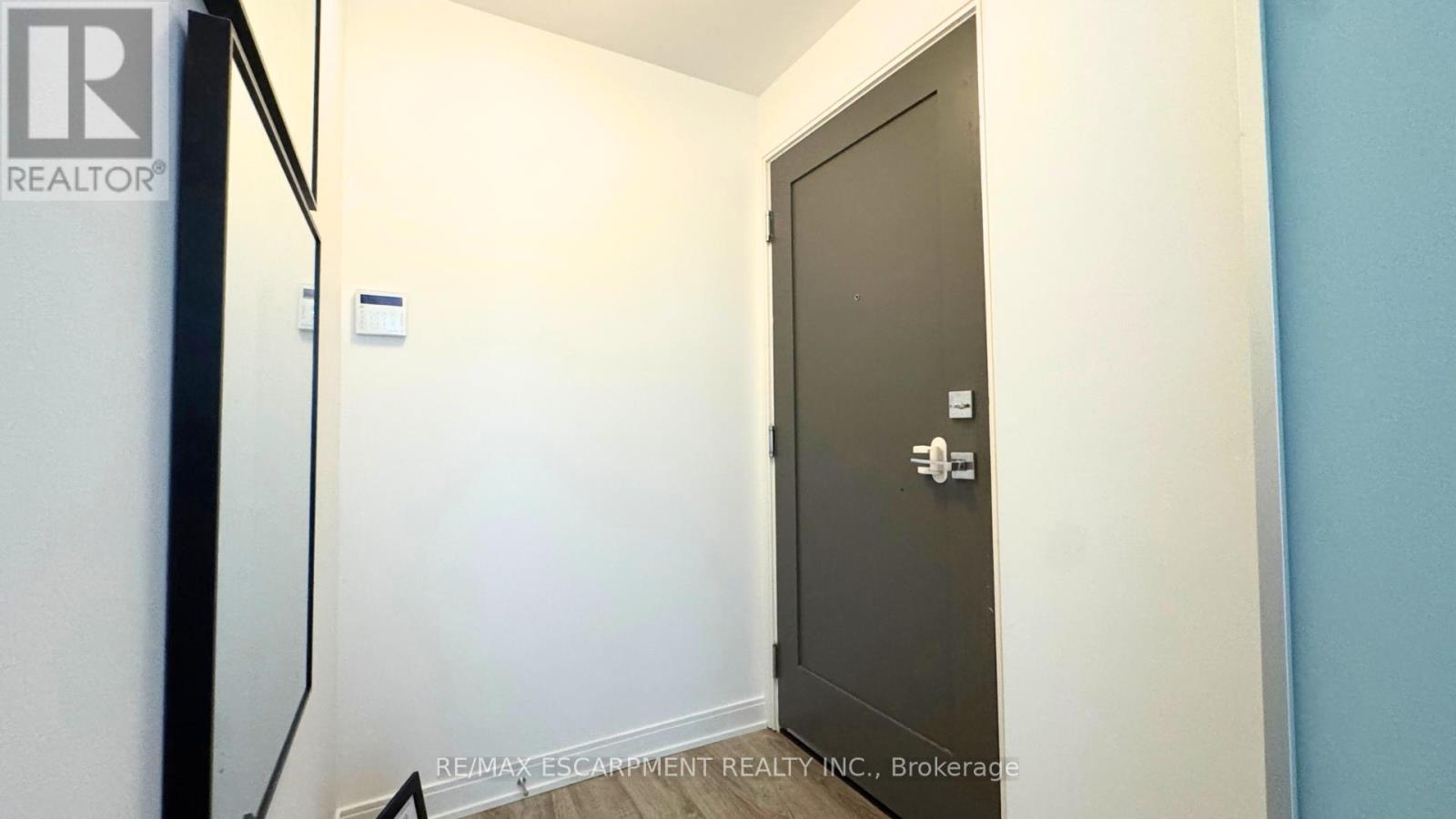 Photo 9 of 2409 42 Charles Street E, Toronto ON