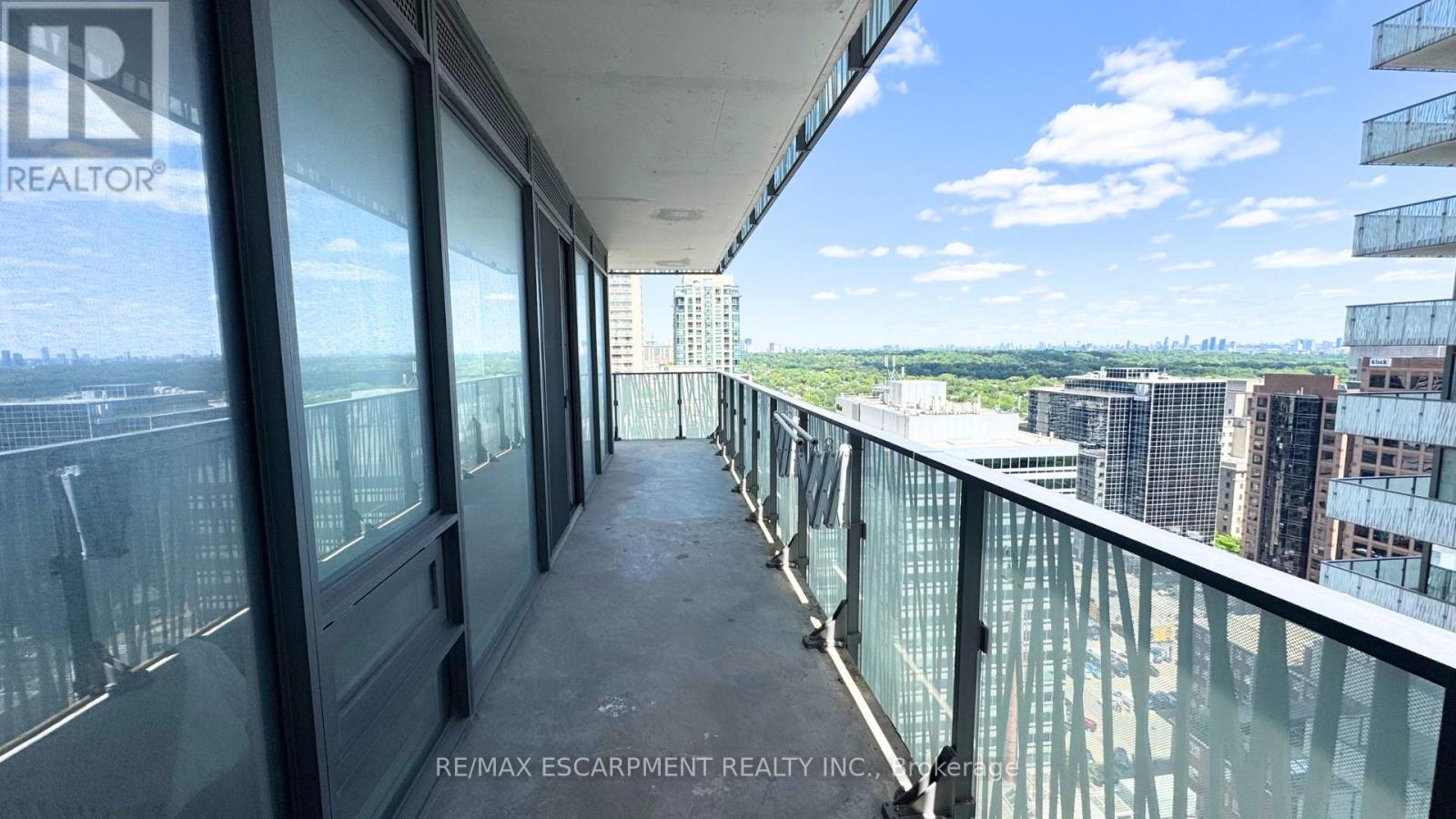 Photo 15 of 2409 42 Charles Street E, Toronto ON