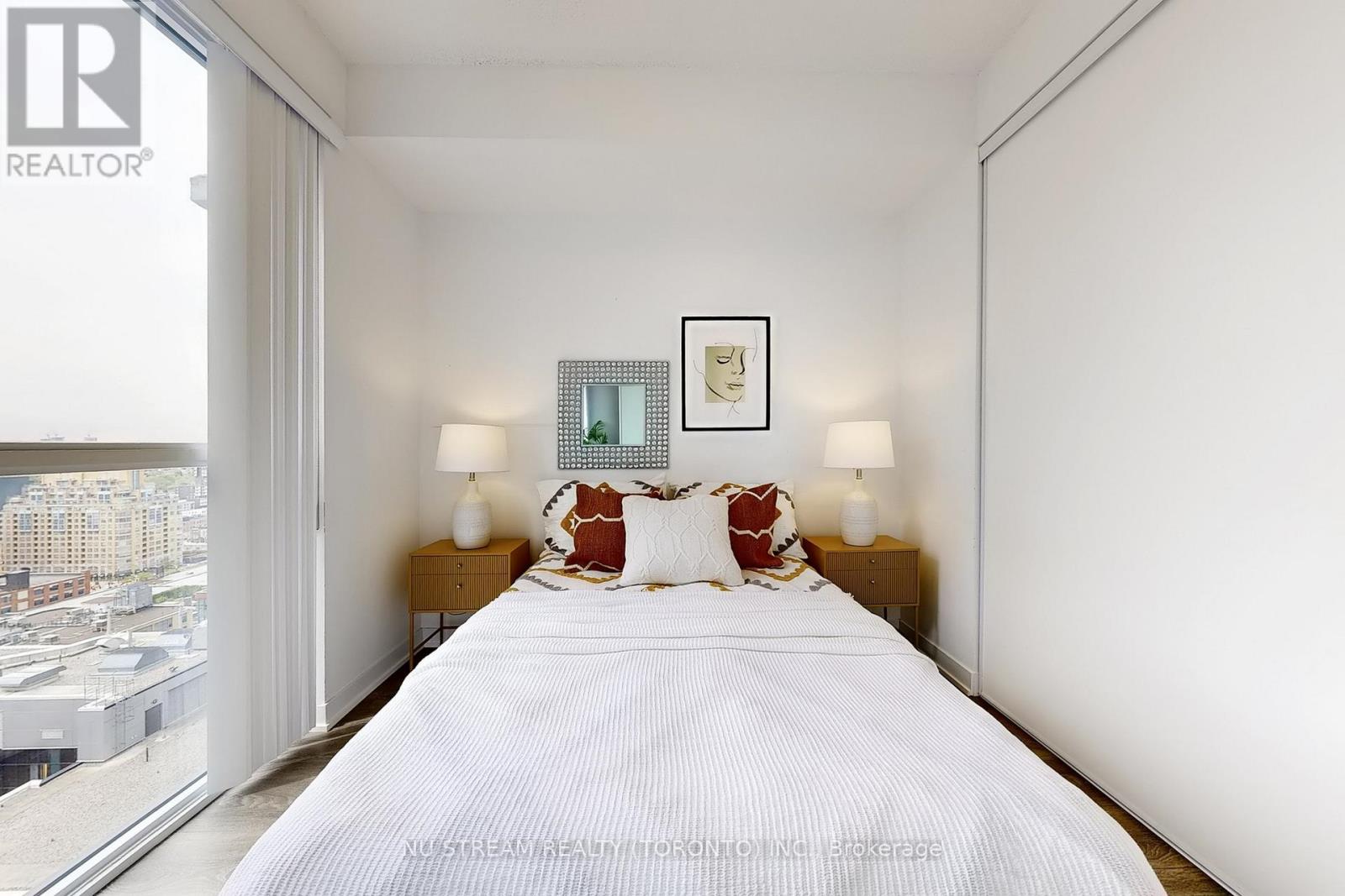 Photo 7 of 2302 87 Peter Street, Toronto ON