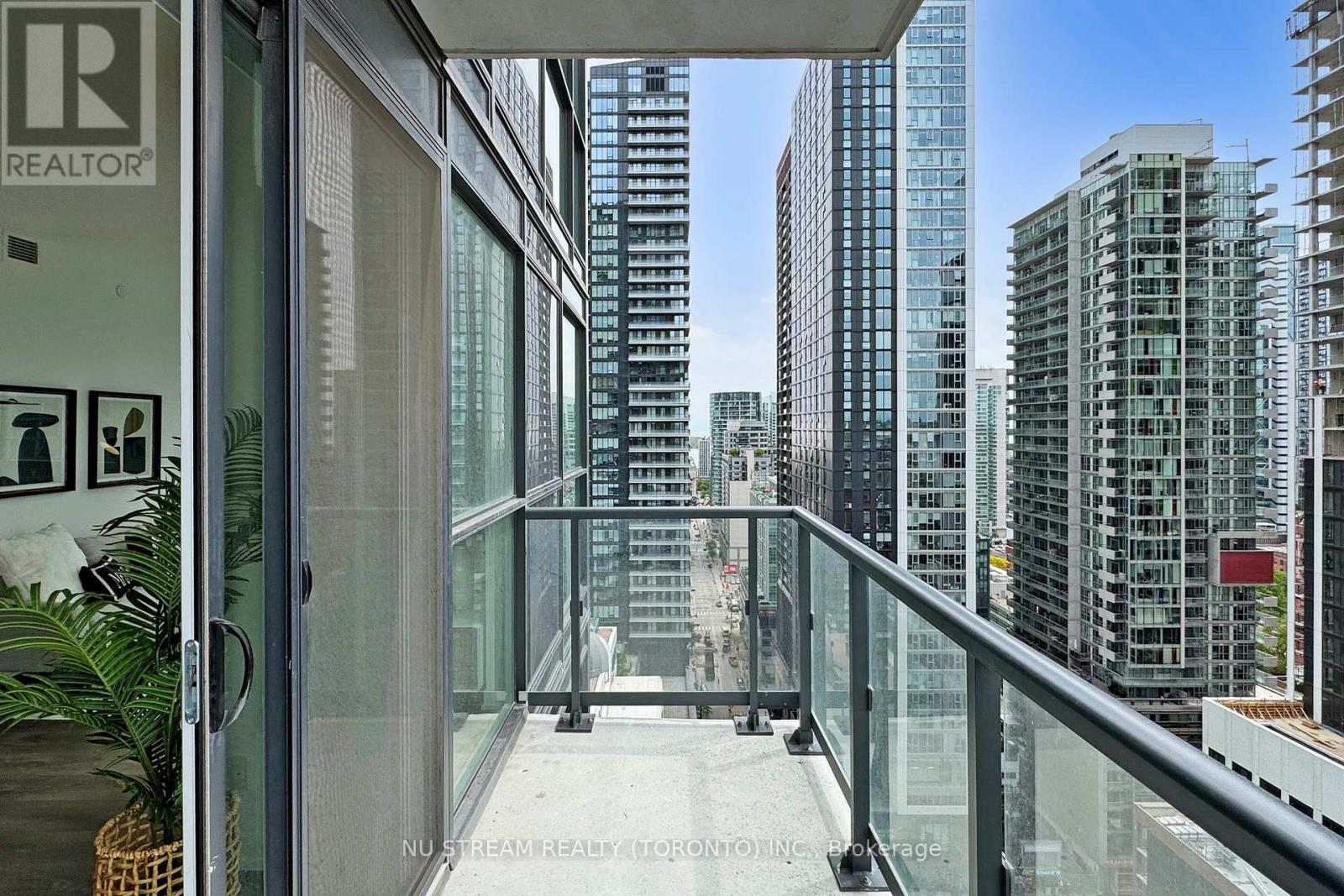 Photo 9 of 2302 87 Peter Street, Toronto ON