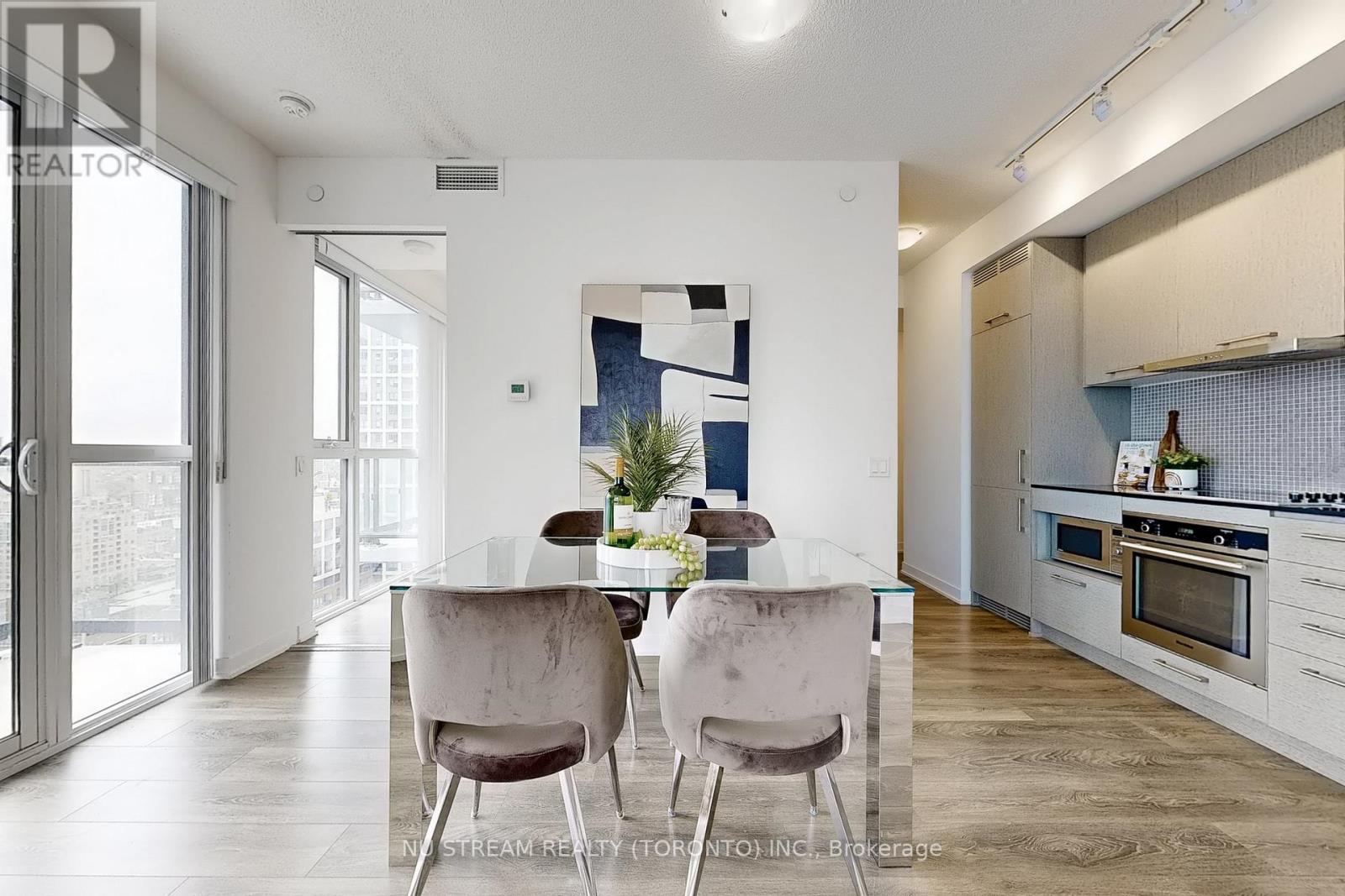 Photo 11 of 2302 87 Peter Street, Toronto ON