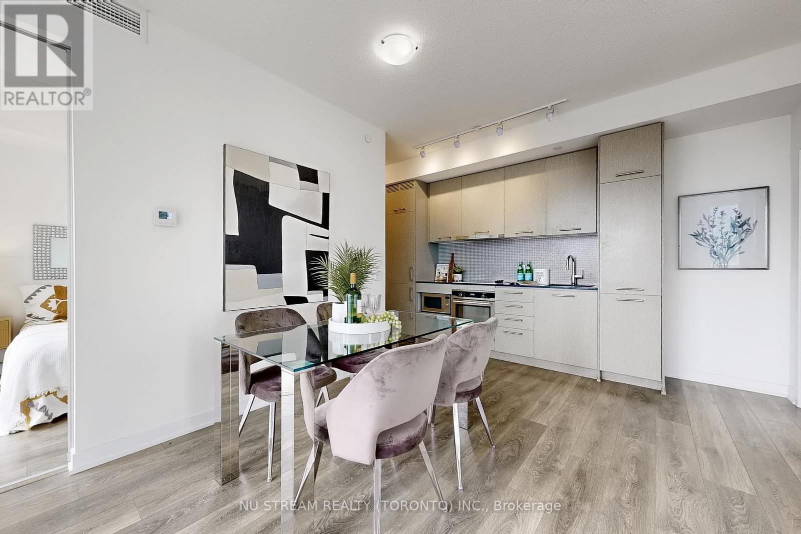Photo 34 of 2302 87 Peter Street, Toronto ON