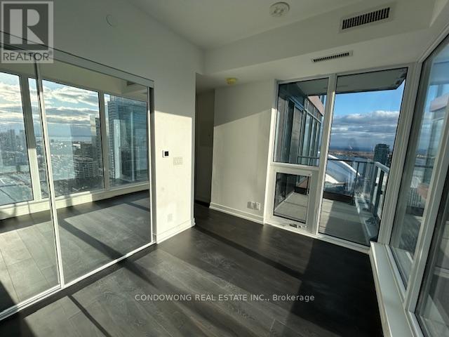 Photo 16 of 3702 55 Mercer Street, Toronto ON
