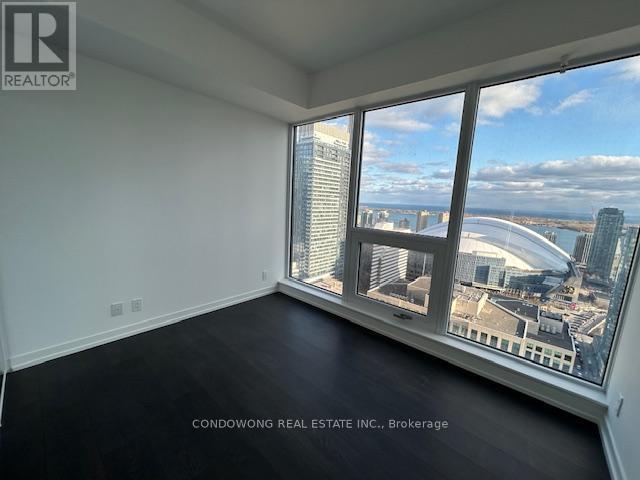 Photo 7 of 3702 55 Mercer Street, Toronto ON