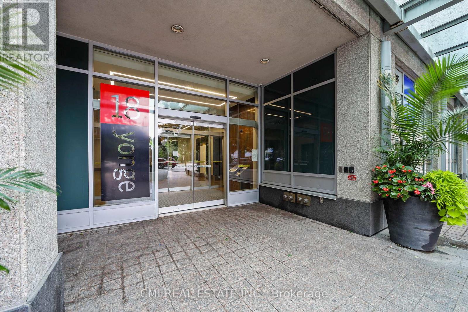 Photo 9 of 2603 18 Yonge Street, Toronto ON