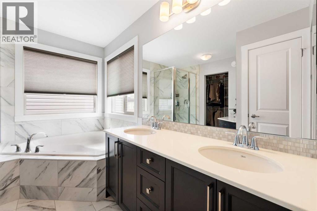 Single Family House for Sale in  Nolanhurst Common NW Nolan Hill Calgary 
