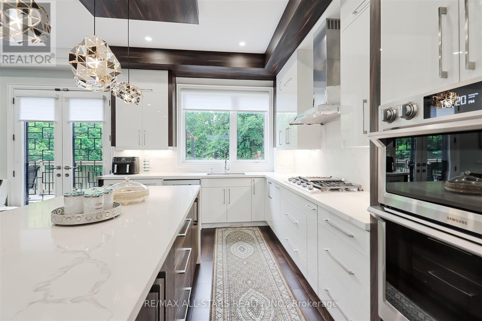 Photo 20 of 50 Eastville Avenue, Toronto ON