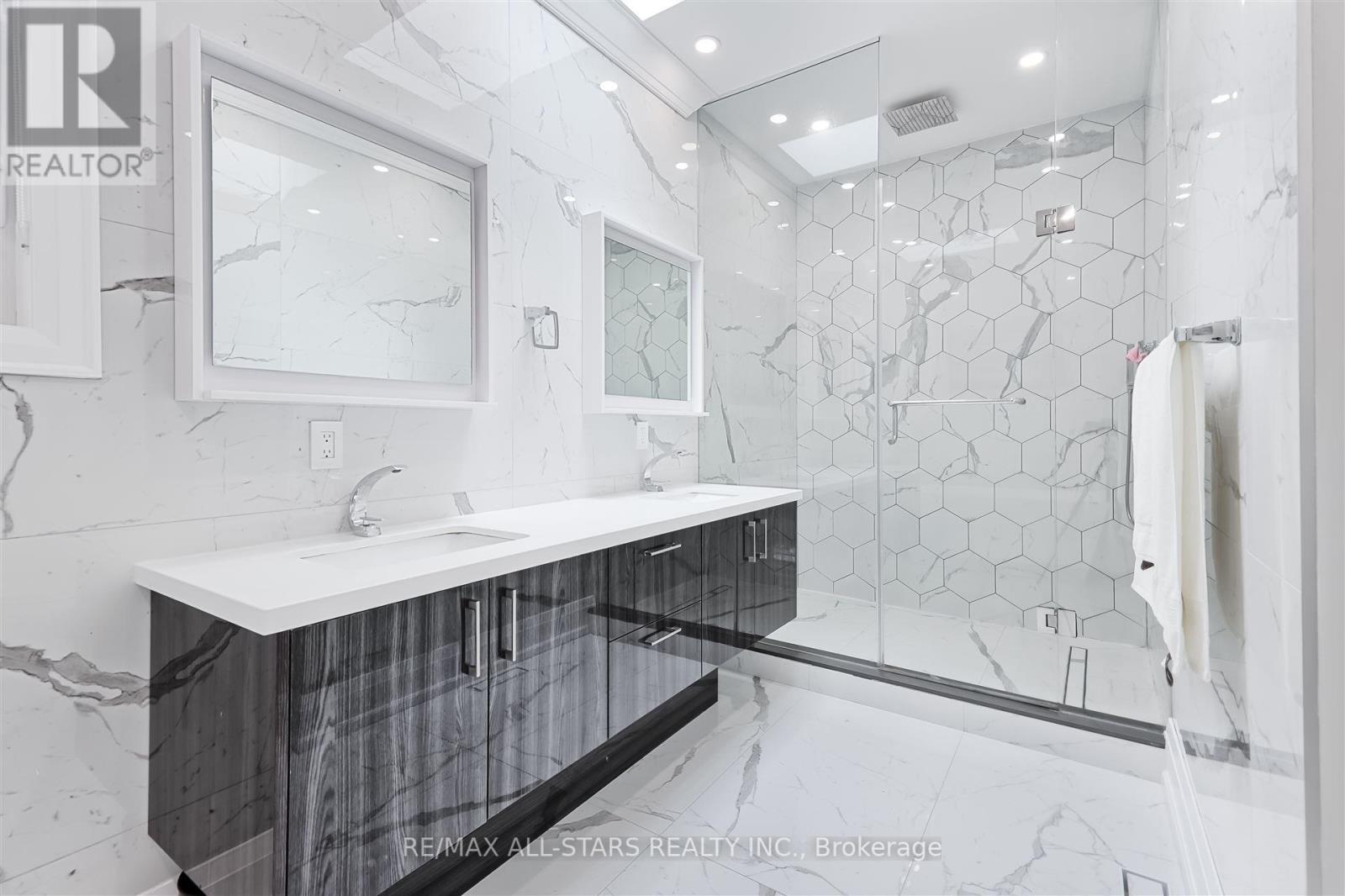 Photo 14 of 50 Eastville Avenue, Toronto ON