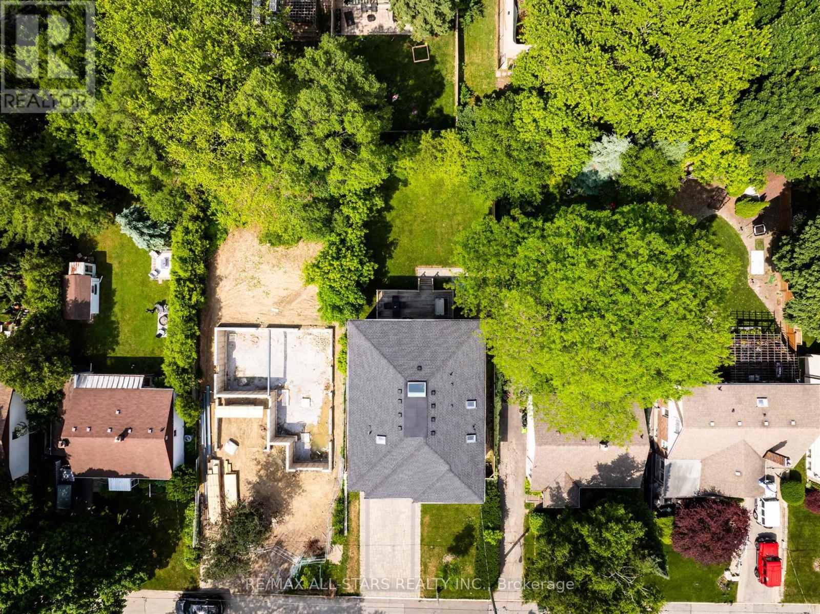 Photo 41 of 50 Eastville Avenue, Toronto ON