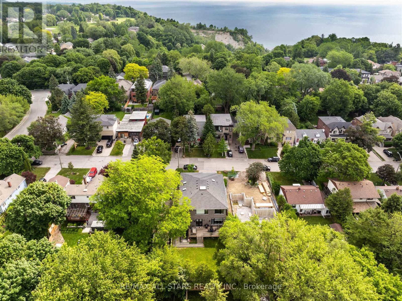 Photo 45 of 50 Eastville Avenue, Toronto ON