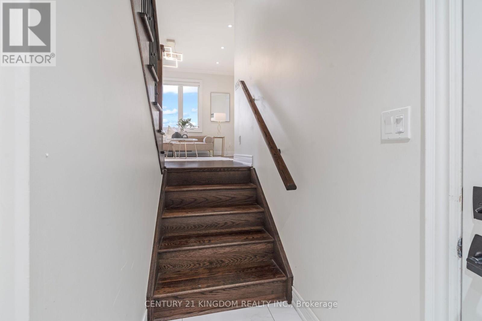 Photo 12 of 1219 Cactus Crescent, Pickering ON