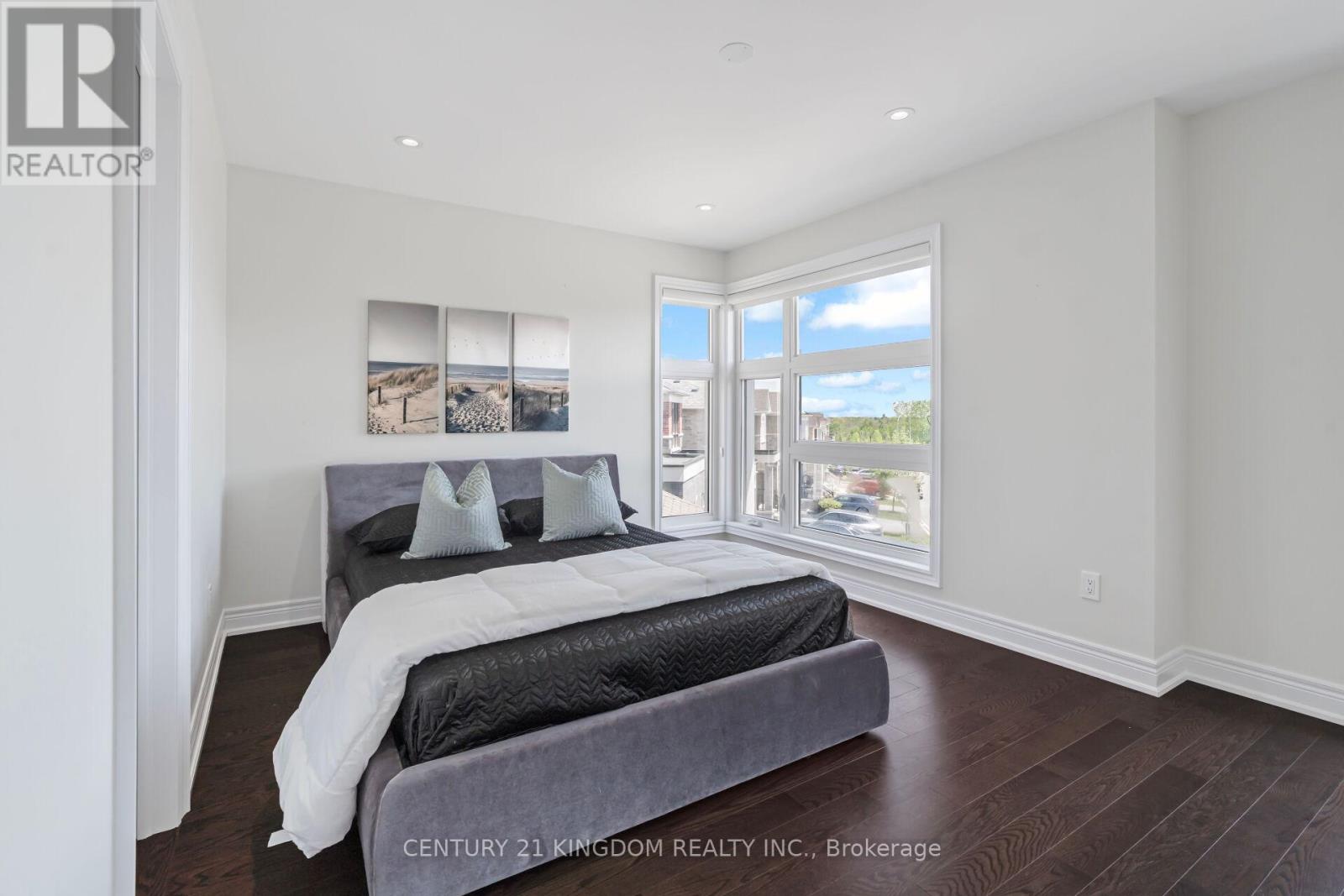 Photo 29 of 1219 Cactus Crescent, Pickering ON