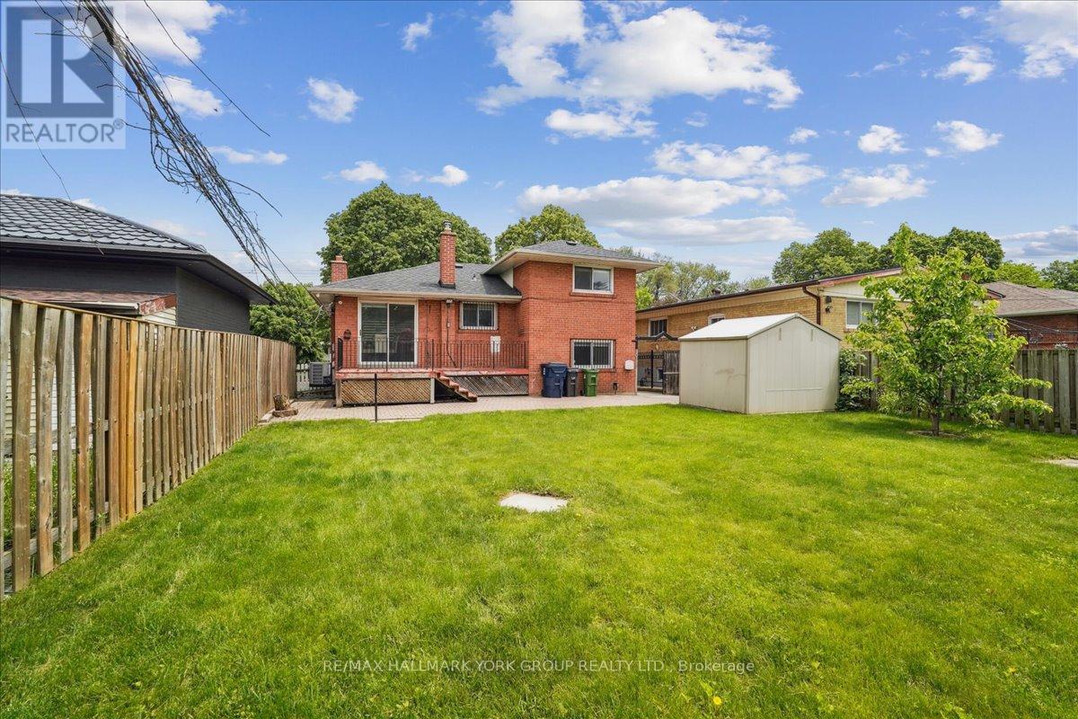 Photo 9 of 20 Abbeville Road, Toronto ON